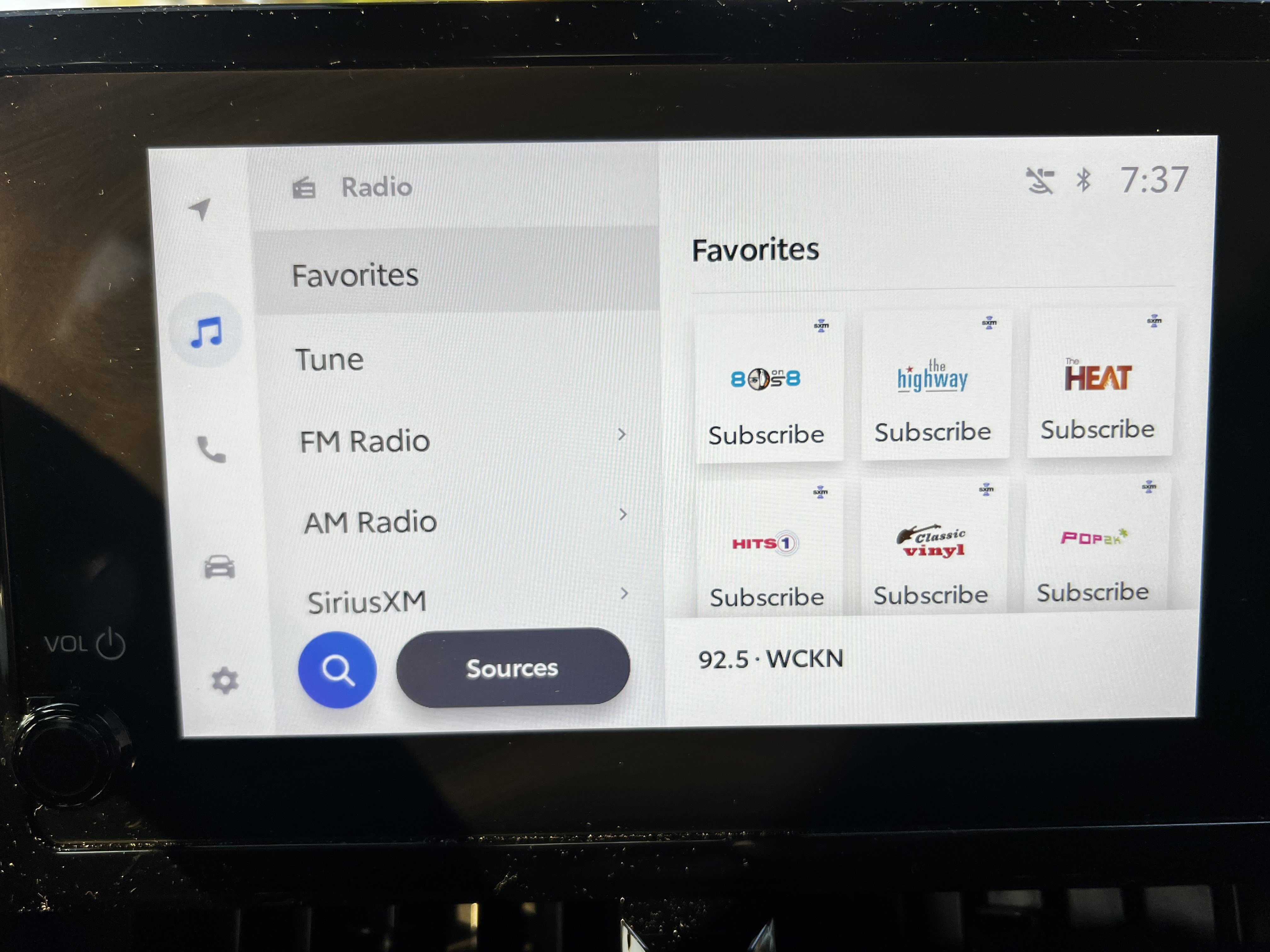 Used 2025 Toyota Corolla SE FWD image 24