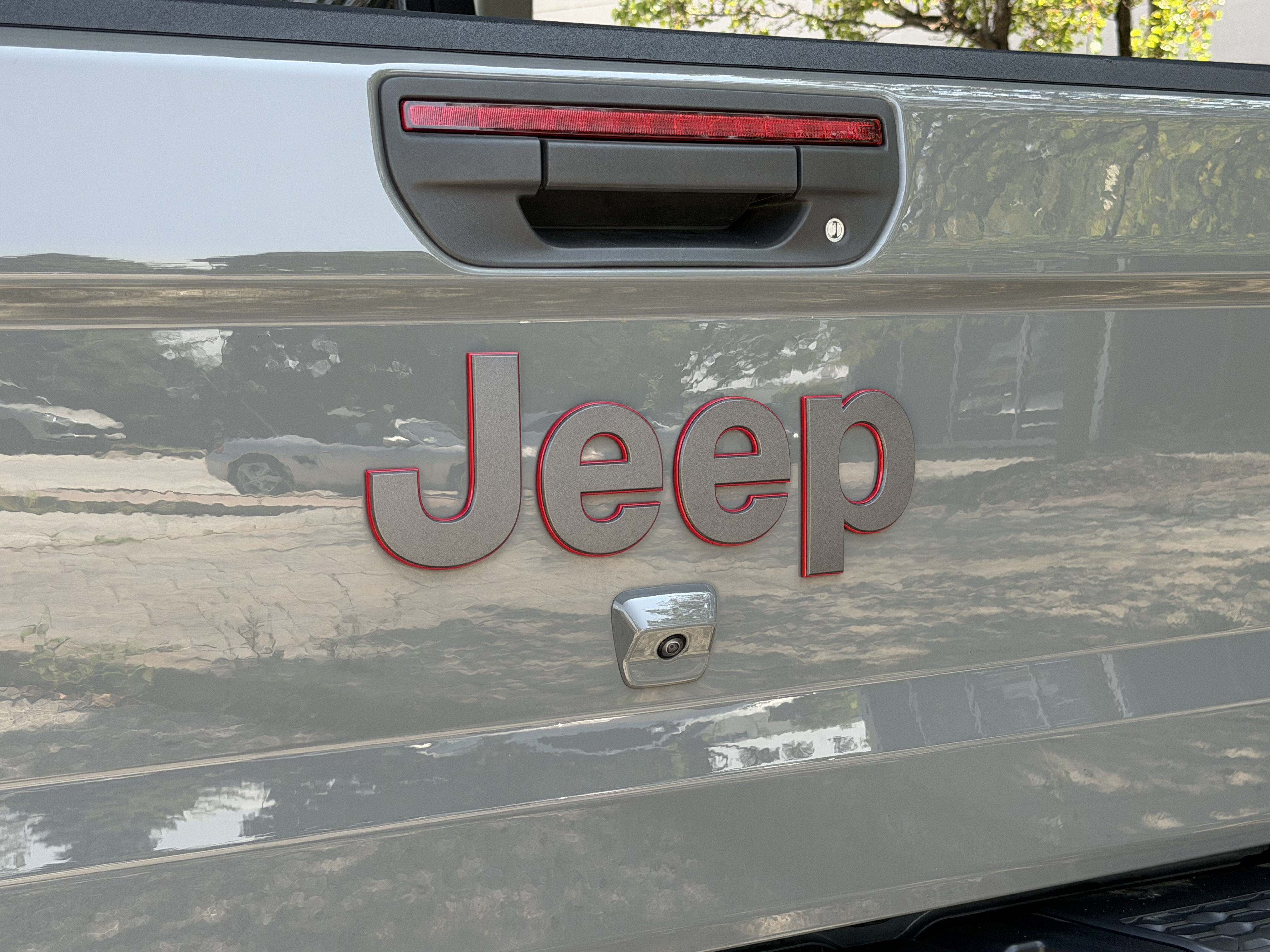 Used 2022 Jeep Gladiator Rubicon w/ LED Lighting Group AWD/4WD image 54
