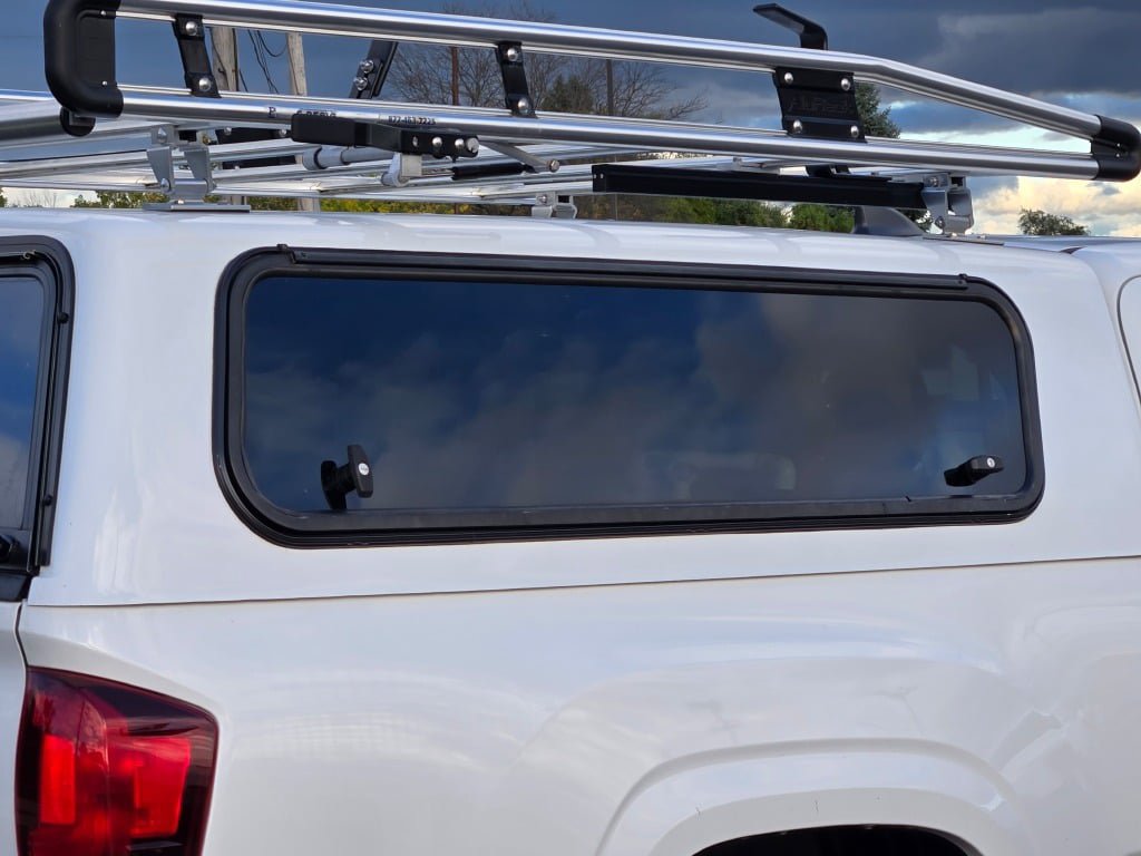 Used 2022 Toyota Tacoma SR RWD image 11