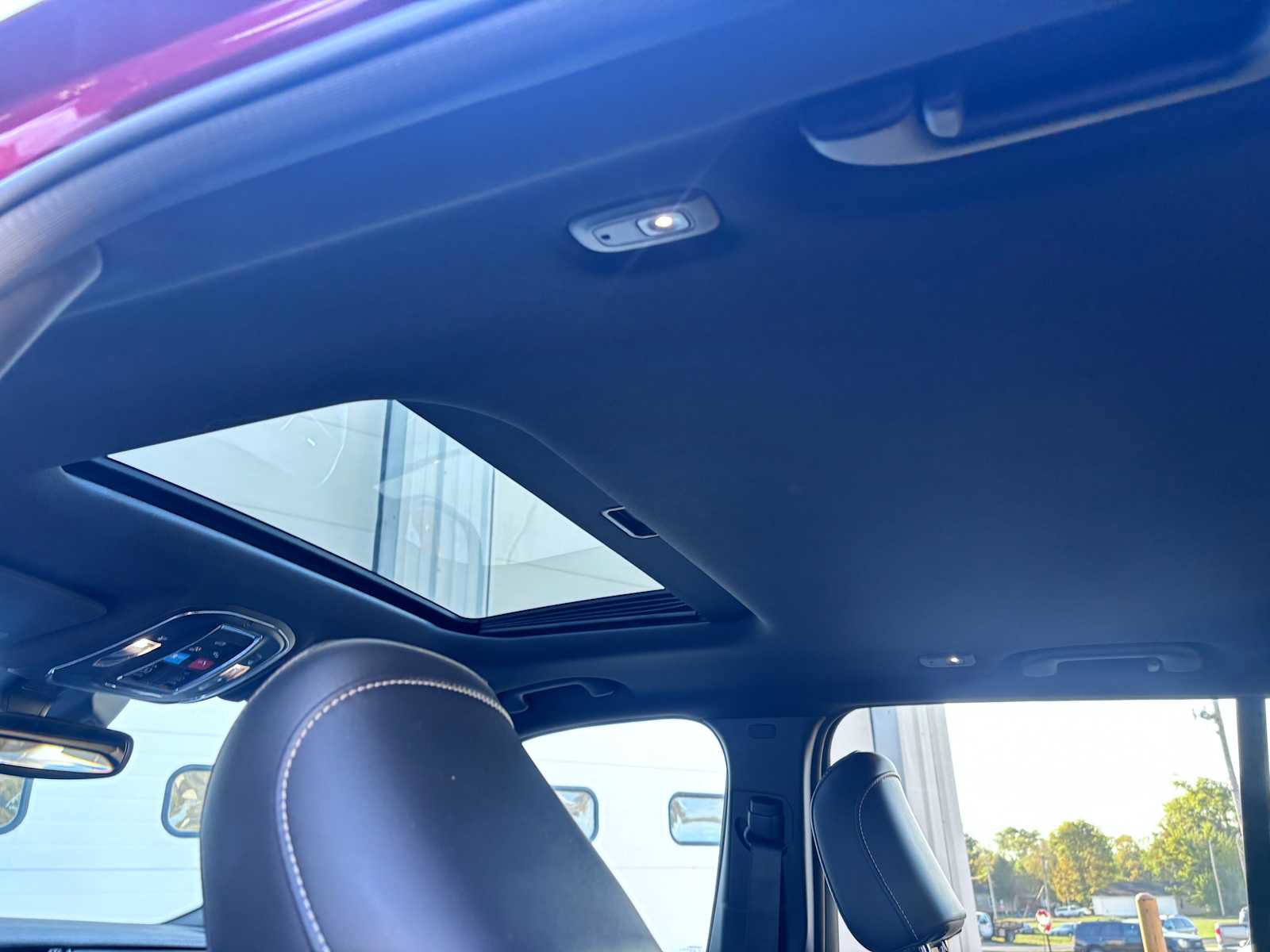 Certified 2024 Jeep Grand Cherokee Altitude image 12