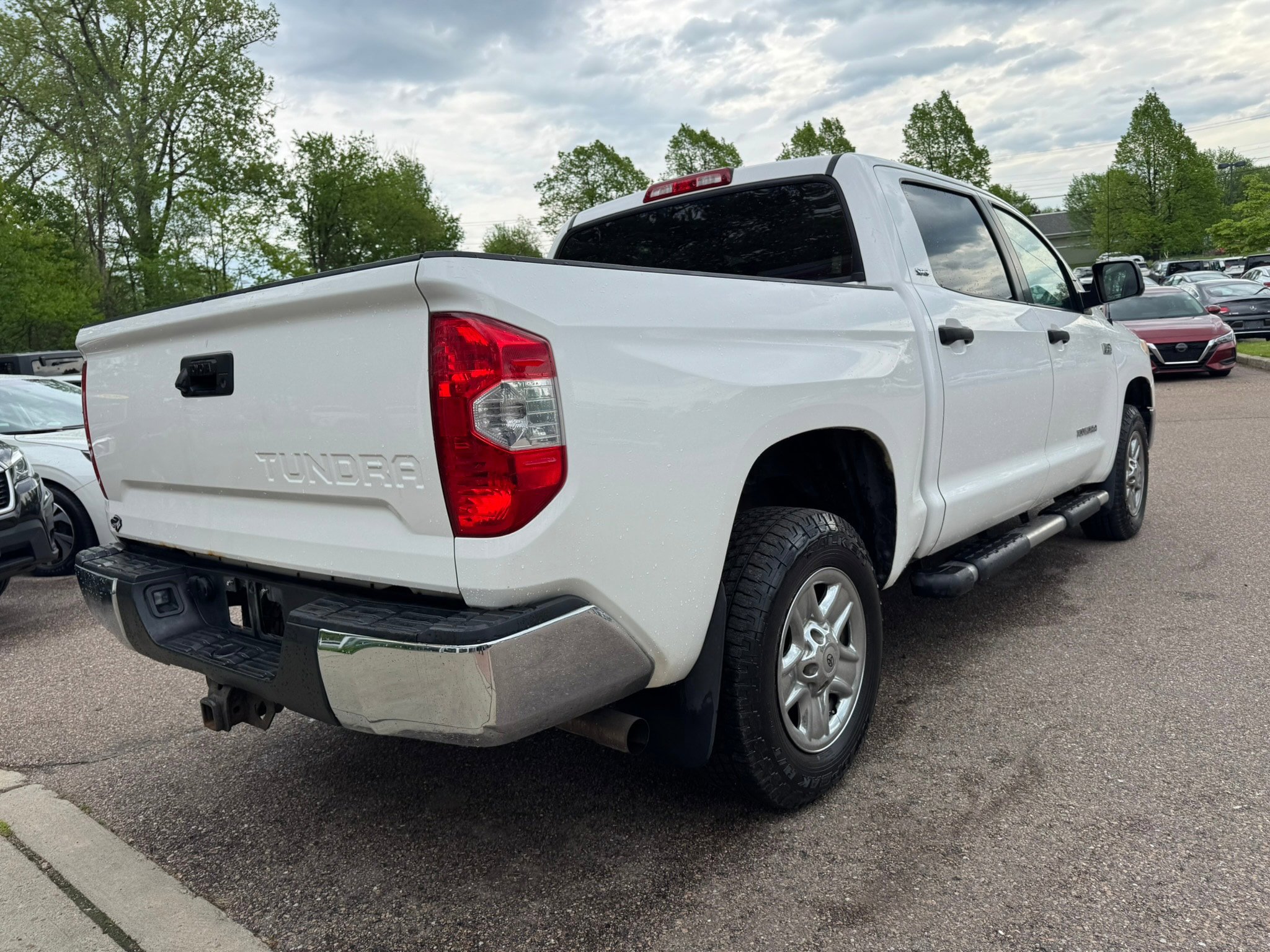 Used 2015 Toyota Tundra SR5 w/ TRD Off Road Package AWD/4WD image 7