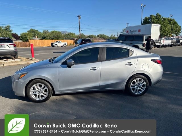 Used 2017 Toyota Yaris iA FWD image 5