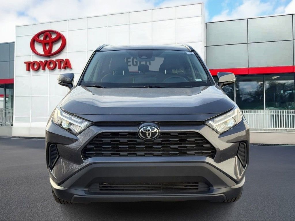 Used 2025 Toyota RAV4 XLE image 10