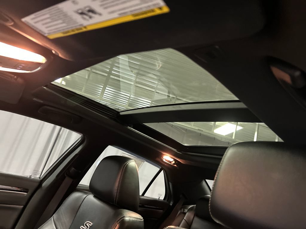 Used 2017 Chrysler 300 S AWD/4WD image 23