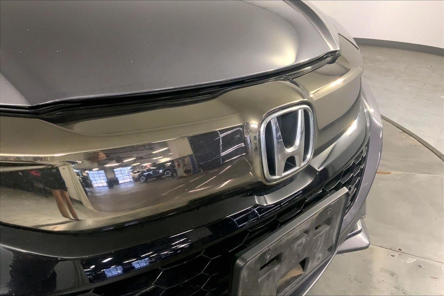 Used 2019 Honda HR-V Touring image 29