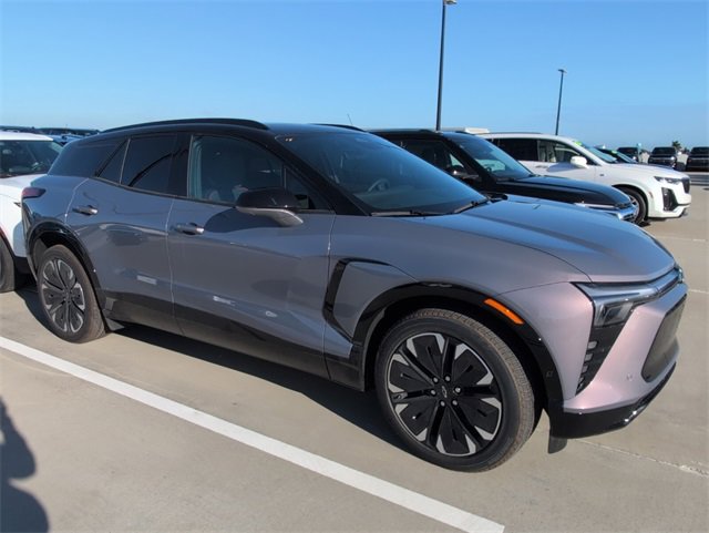 New 2026 Chevrolet Blazer EV RS w/ Super Cruise Package image 2