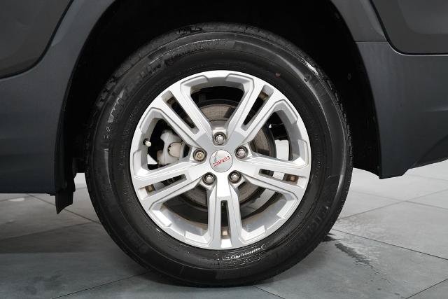 Used 2020 GMC Terrain SLE FWD image 35
