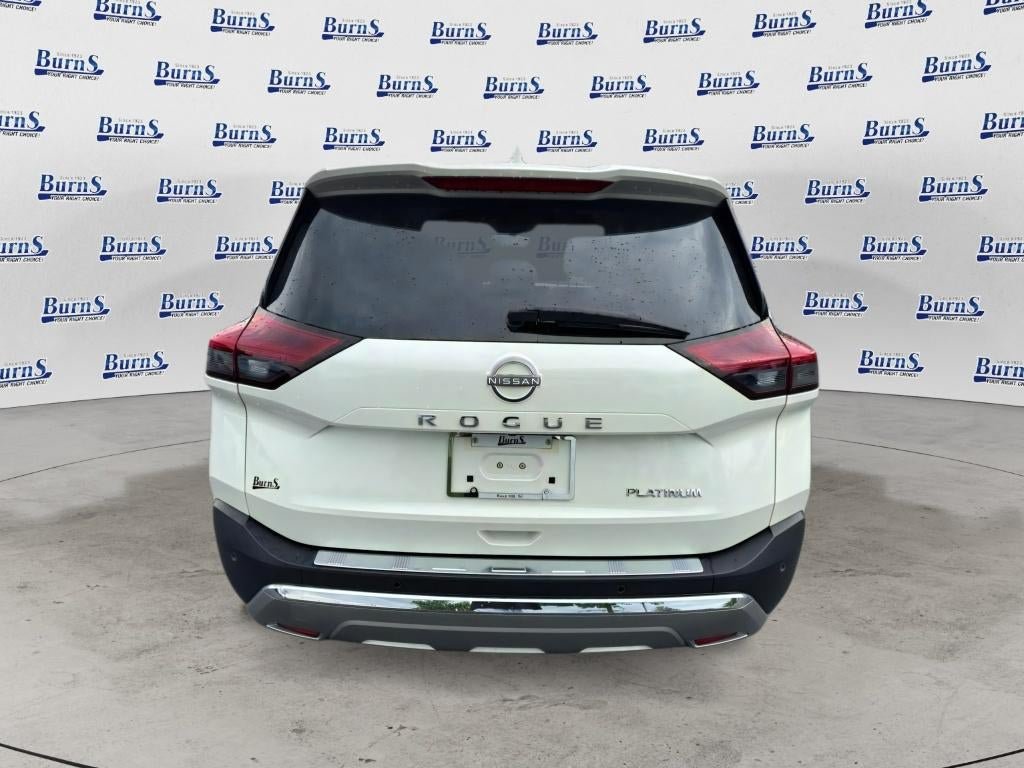 Used 2023 Nissan Rogue Platinum FWD image 6