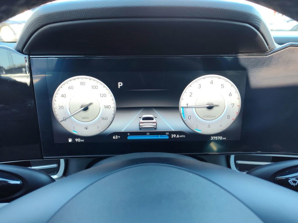 Used 2023 Hyundai Elantra Limited w/ Cargo Package image 23