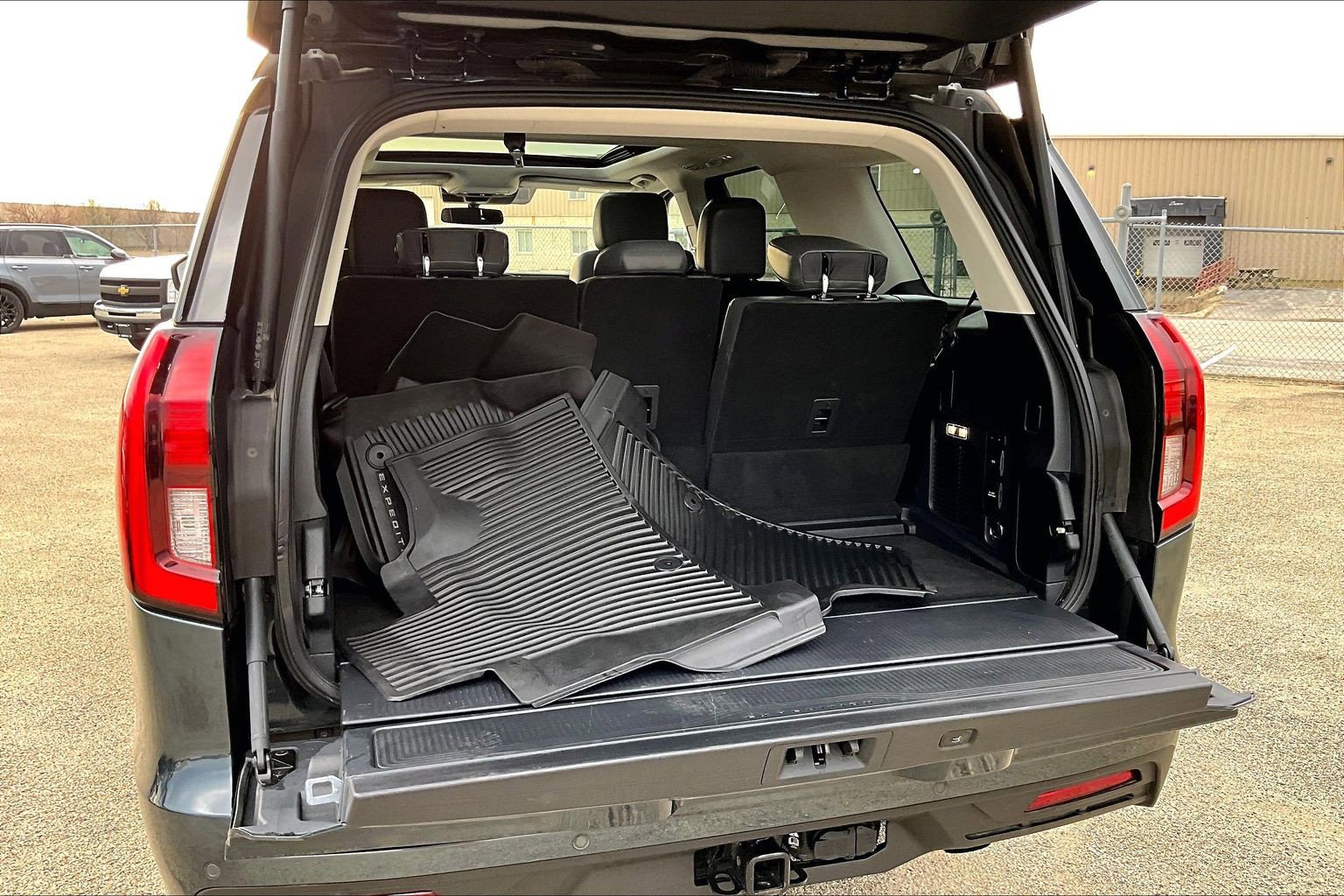 Used 2025 Ford Expedition Active image 20