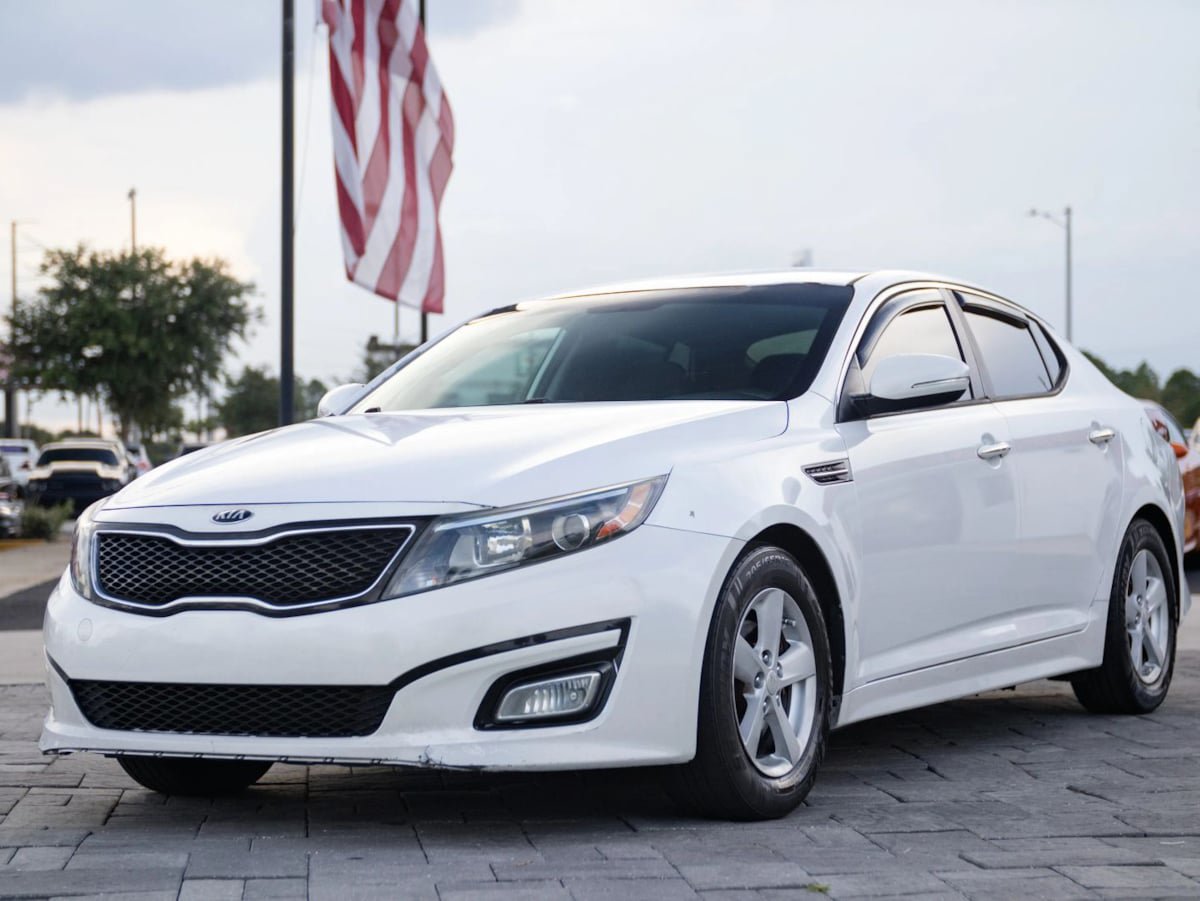 Used 2015 Kia Optima LX FWD image 6