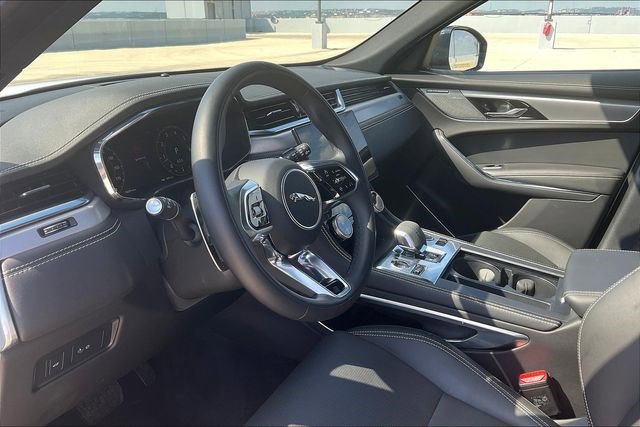 New 2024 Jaguar F-PACE R-Dynamic S image 7