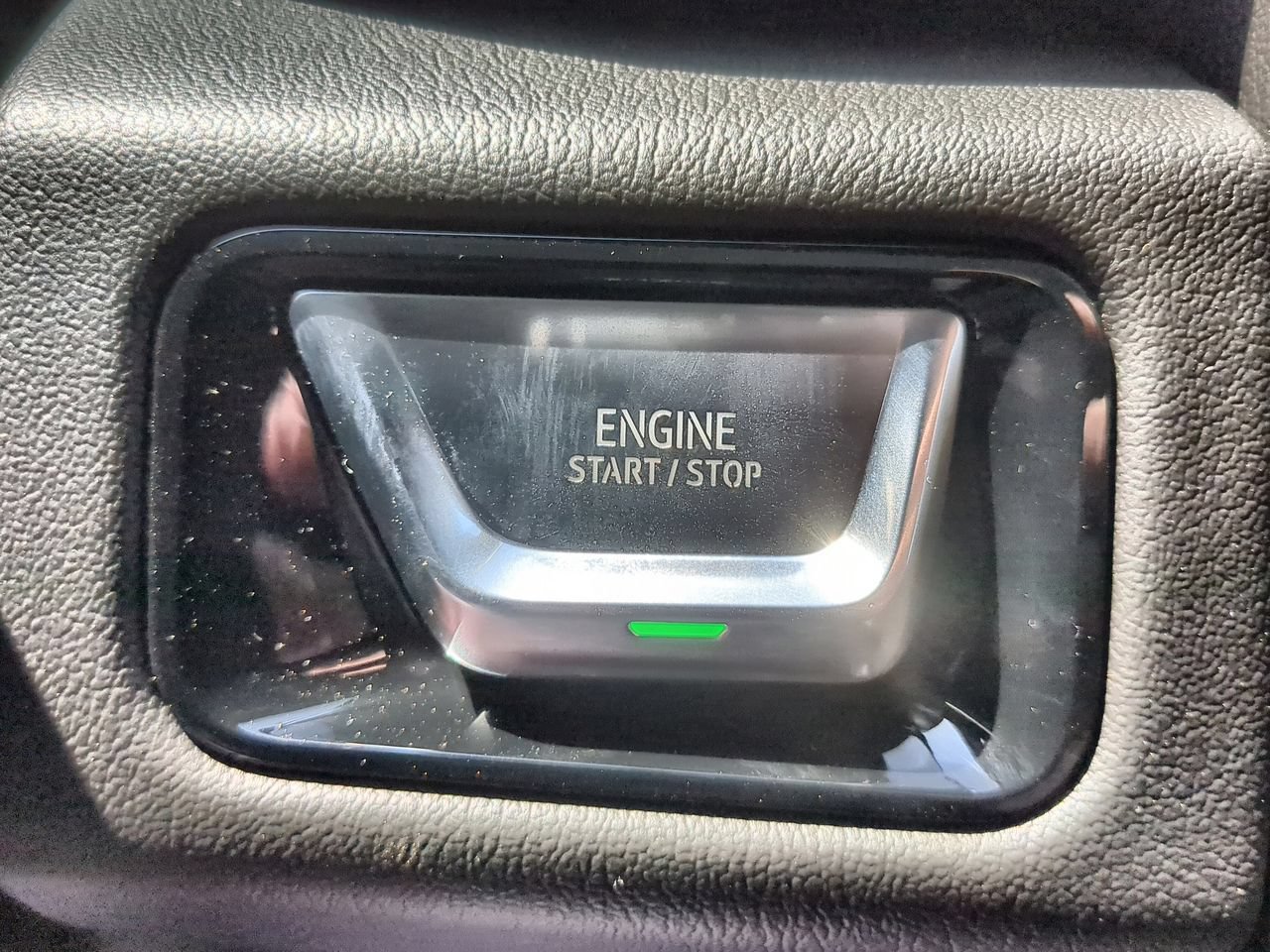 New 2026 GMC Yukon XL Denali w/ Denali Reserve Package AWD/4WD image 17