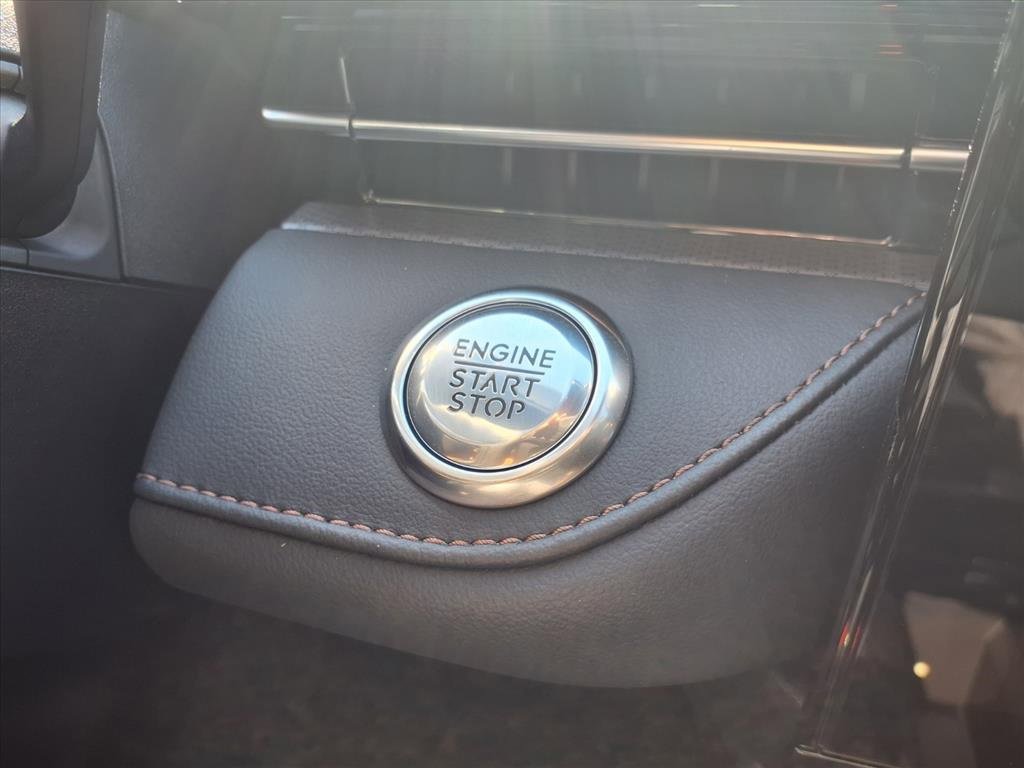 New 2026 Lincoln Nautilus Premier w/ Jet Appearance Package image 6