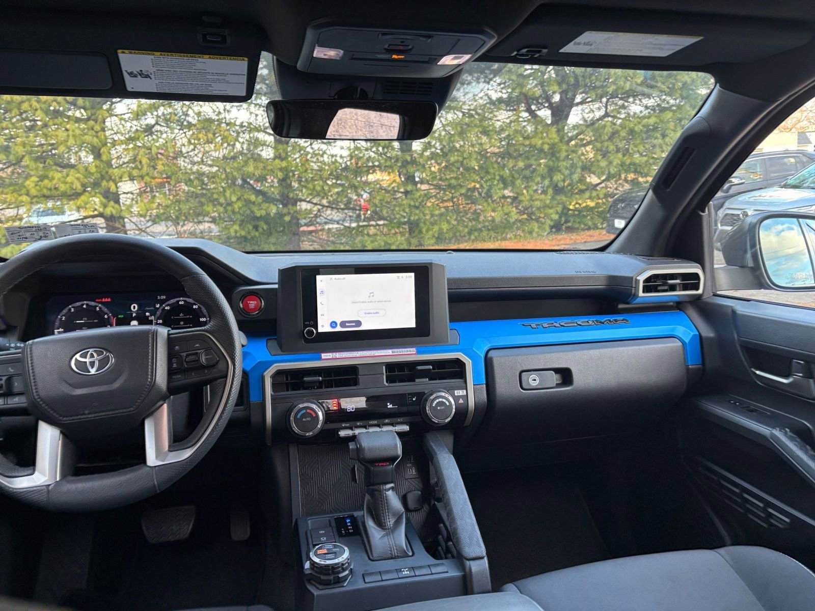 Used 2025 Toyota Tacoma SR image 32