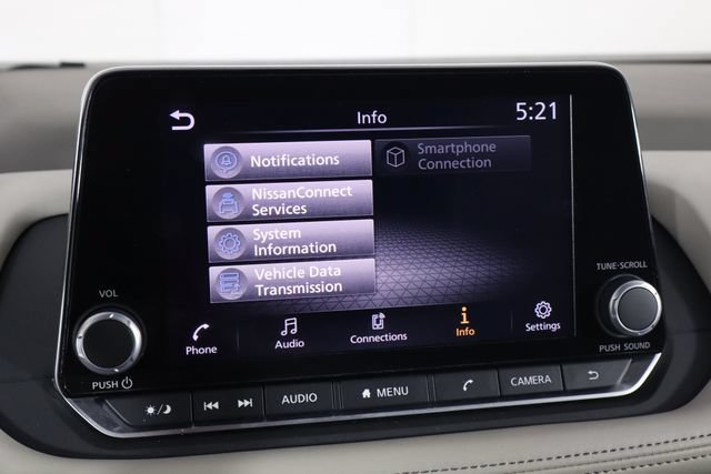 Used 2025 Nissan Rogue SV FWD image 33
