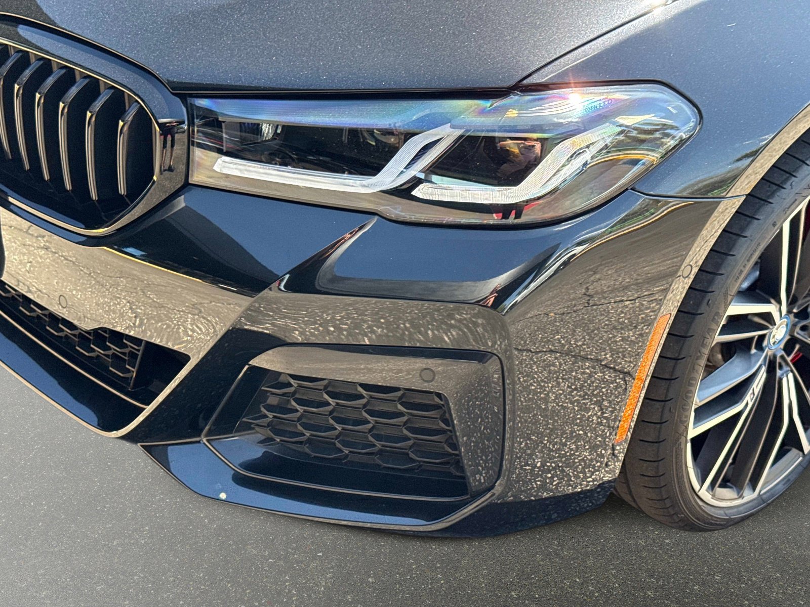 Used 2023 BMW 530e w/ M Sport Package image 11