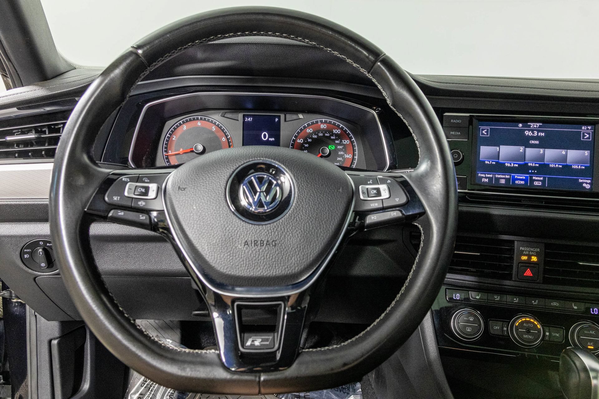 Used 2020 Volkswagen Jetta R-Line FWD image 30