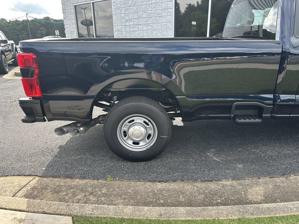 New 2025 Ford F350 XL w/ 360-Degree Camera Package RWD image 16