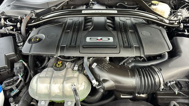 Used 2022 Ford Mustang GT Premium w/ Equipment Group 401A RWD image 31