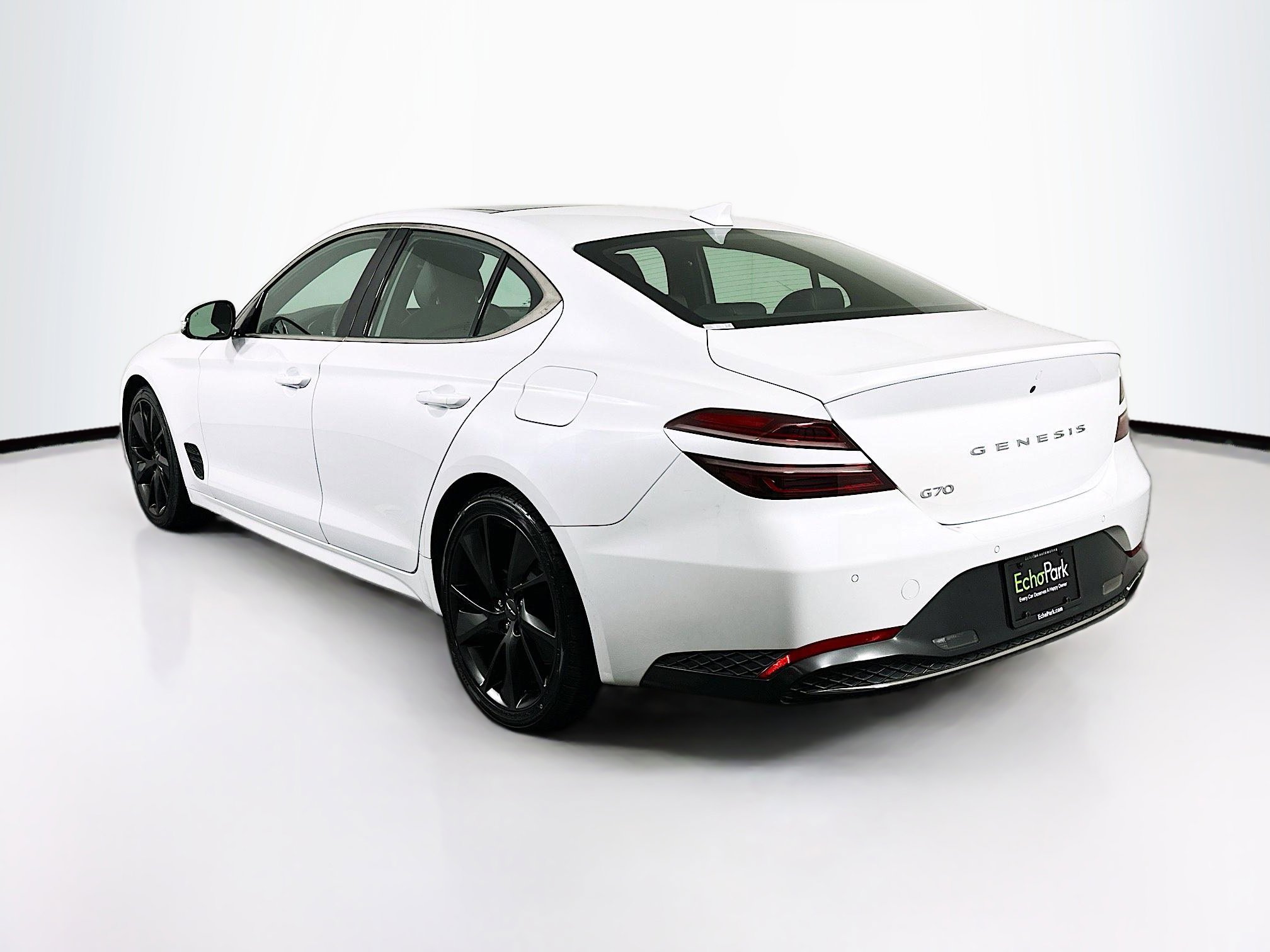 Used 2023 Genesis G70 2.0T w/ Sport Prestige Package image 5