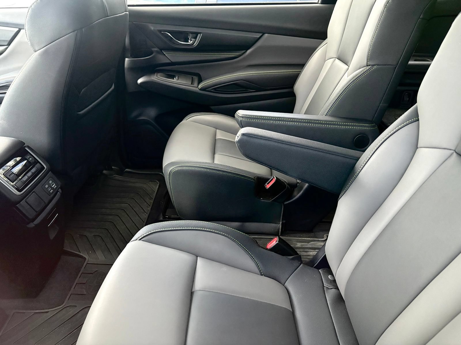 Certified 2023 Subaru Ascent Onyx Edition AWD/4WD image 8