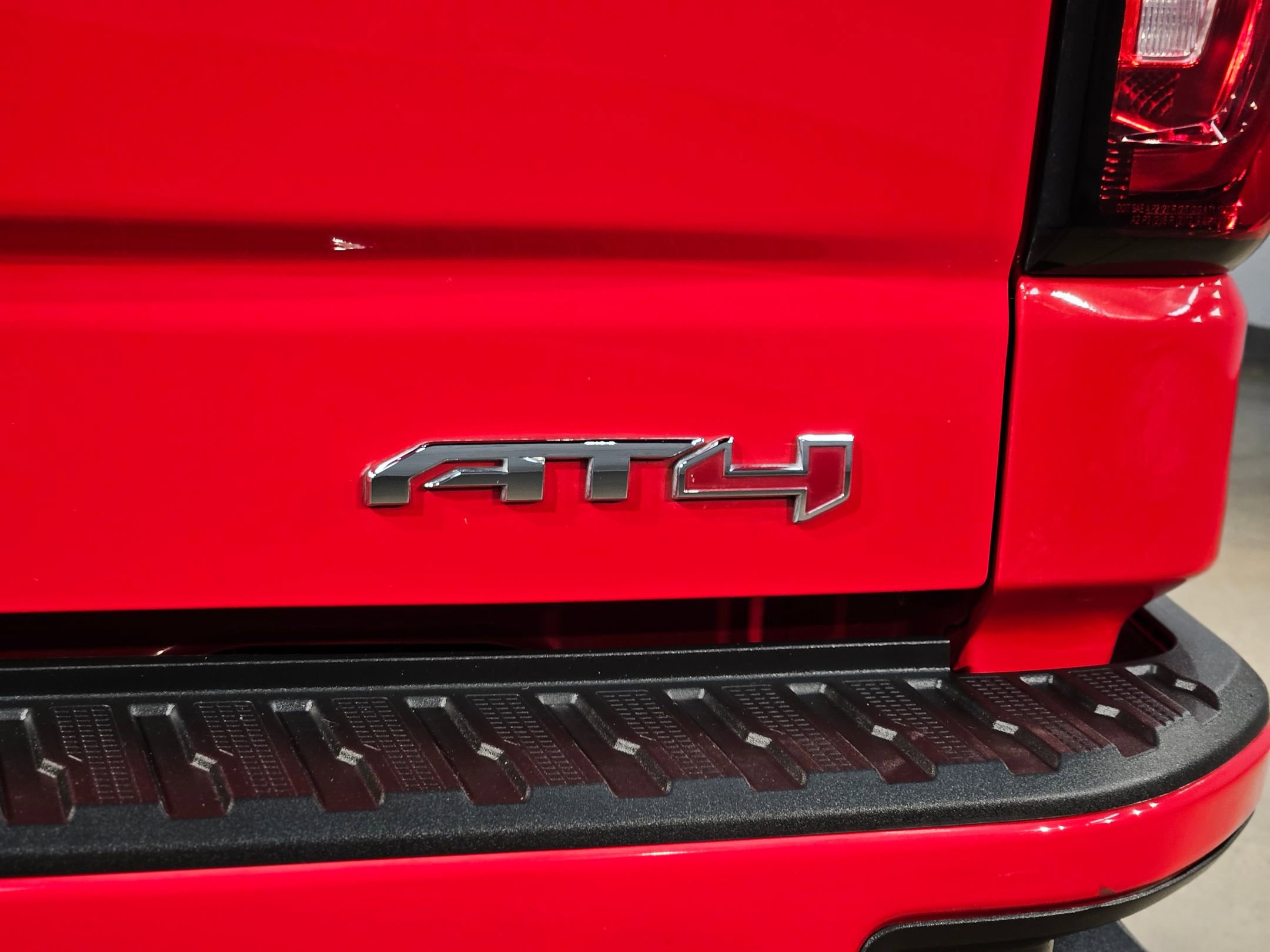 Used 2021 GMC Sierra 1500 AT4 w/ AT4 Value Package image 39