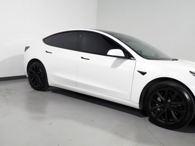 Used 2023 Tesla Model 3 image 44