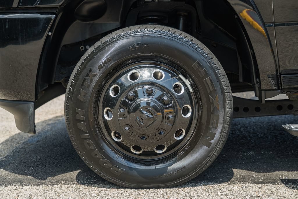 Used 2024 RAM 3500 Limited w/ Night Edition AWD/4WD image 27