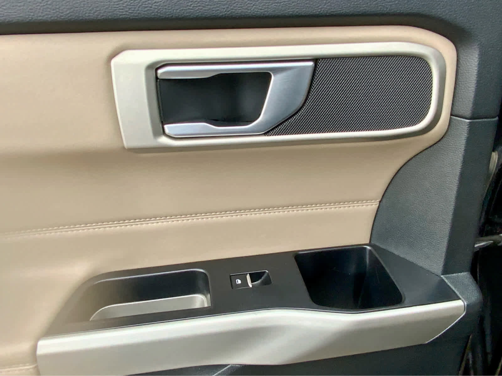 Used 2023 Ford Explorer XLT w/ Equipment Group 202A image 52