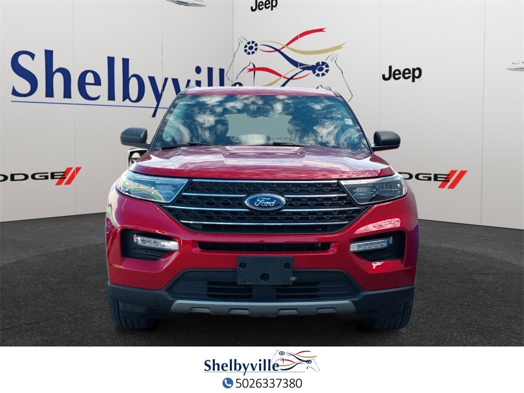 Used 2024 Ford Explorer XLT w/ Equipment Group 202A image 6