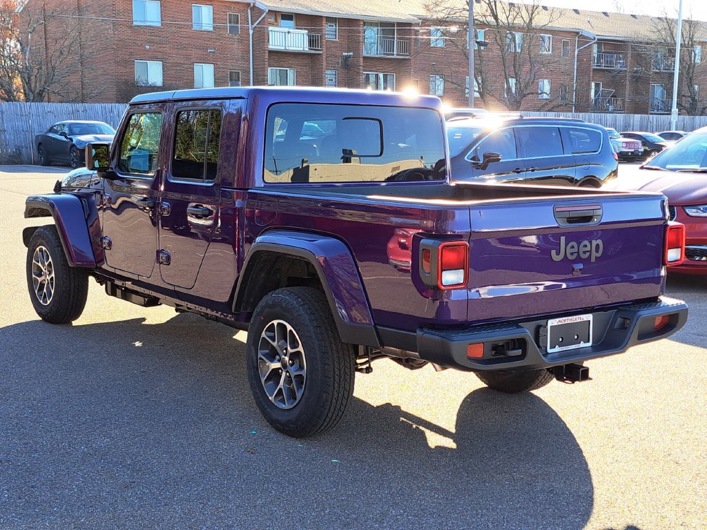 New 2026 Jeep Gladiator Sport AWD/4WD image 4