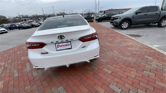 Used 2023 Toyota Camry XSE image 8