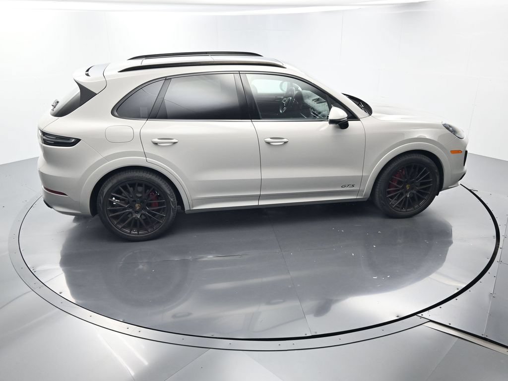 Certified 2021 Porsche Cayenne GTS AWD/4WD image 36