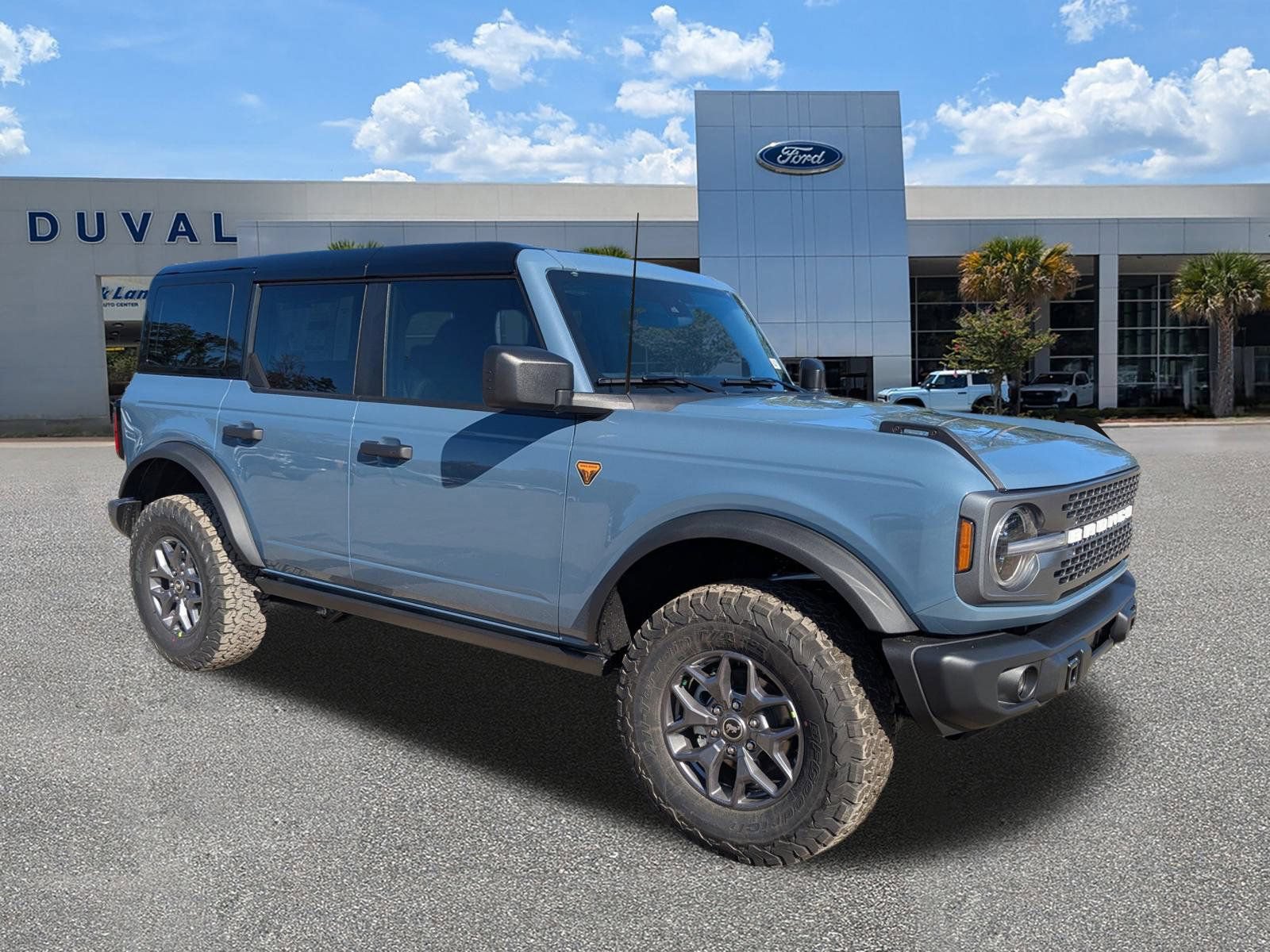 New 2025 Ford Bronco Badlands AWD/4WD image 2