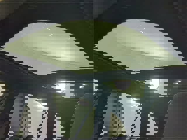 Used 2026 Mercedes-Benz GLC 300 4MATIC image 19