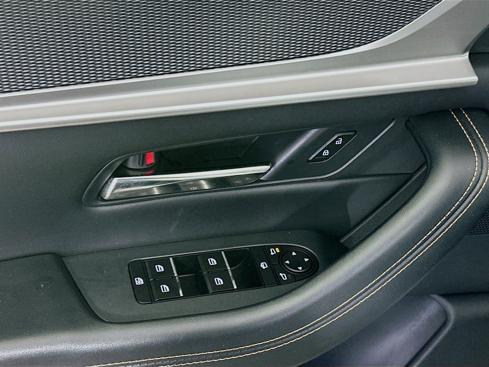 Used 2025 MAZDA CX-90 3.3 Turbo w/ Premium Plus Pkg image 15