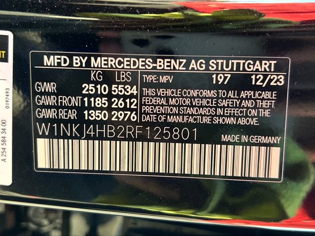 Used 2024 Mercedes-Benz GLC 300 4MATIC image 28