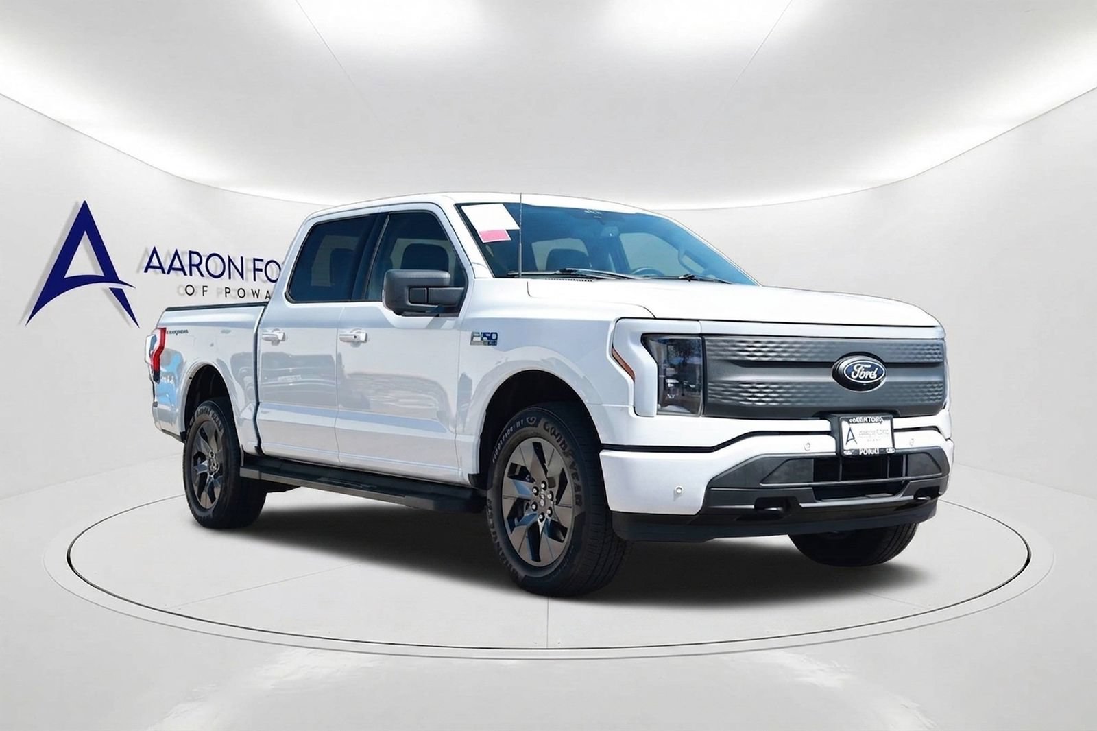 Used 2024 Ford F150 Lightning Flash AWD/4WD image 3