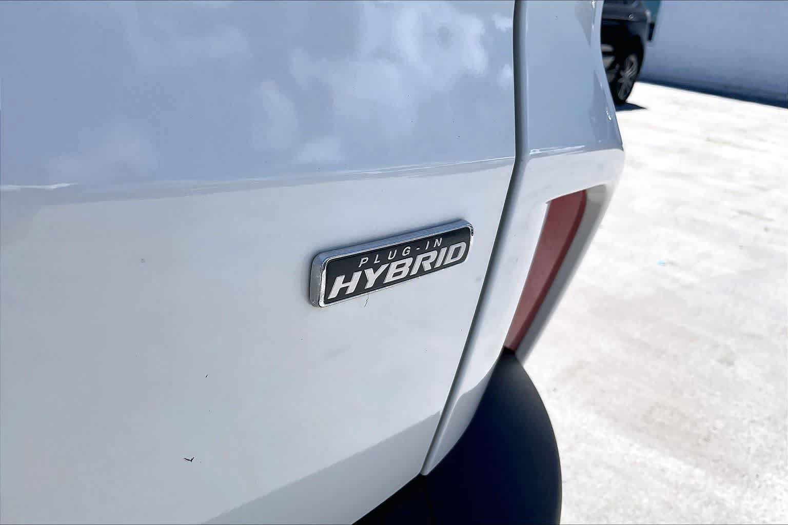 Used 2025 Ford Escape SE FWD image 7