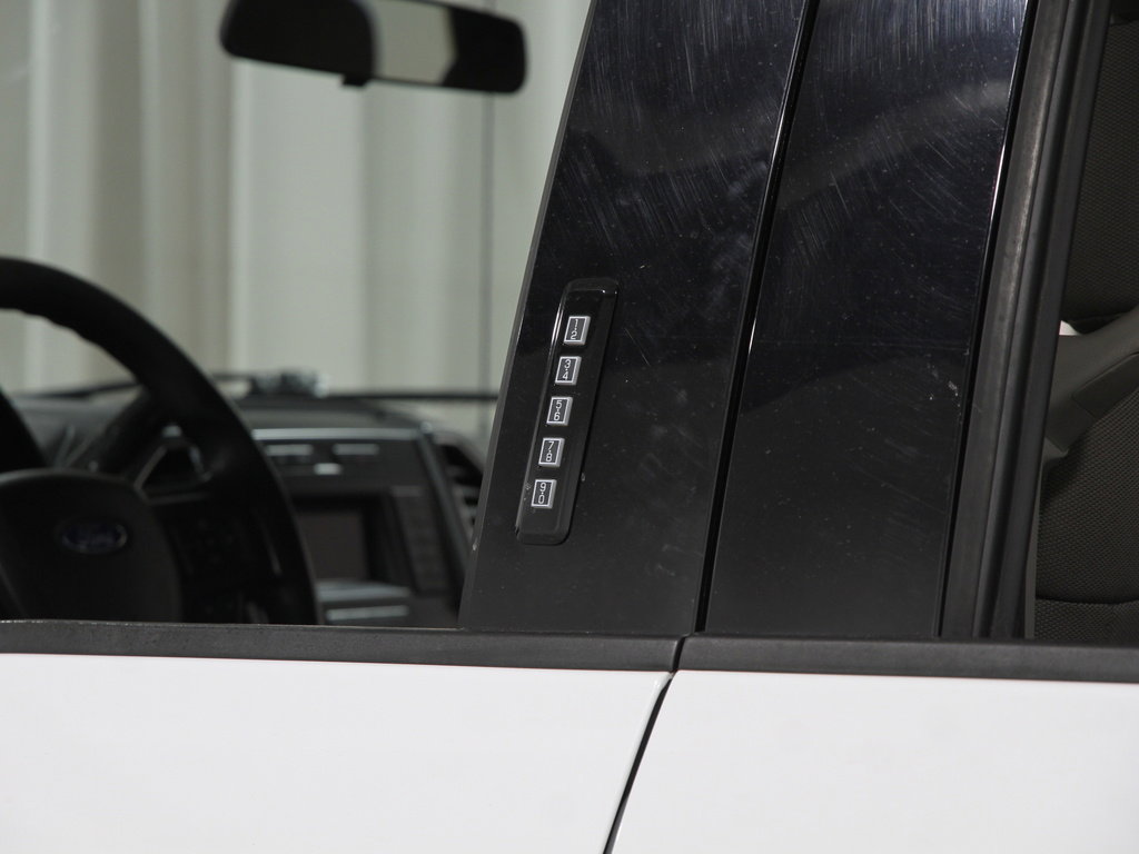 Used 2018 Ford F250 XLT image 4