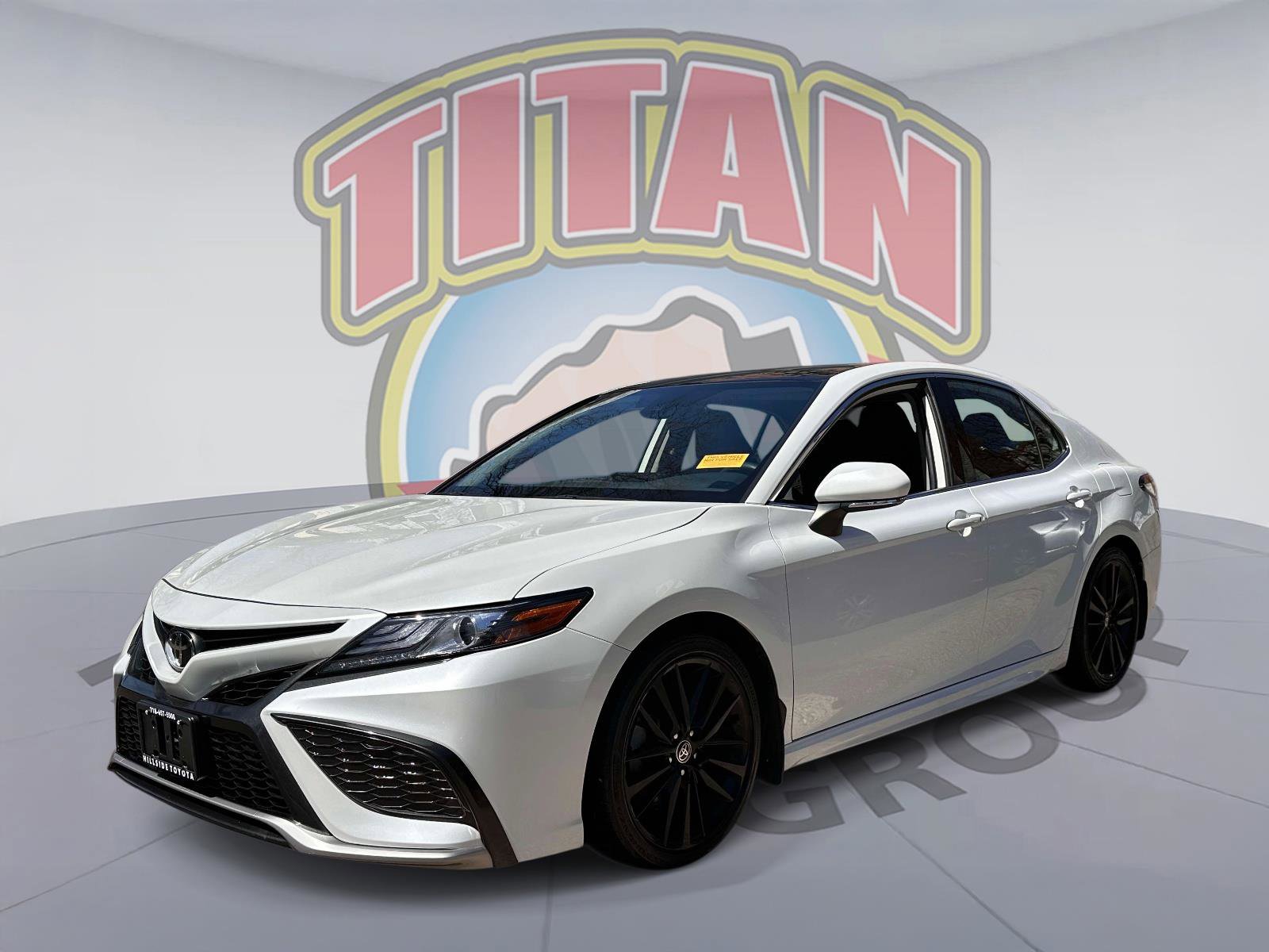 Used 2022 Toyota Camry XSE video 1
