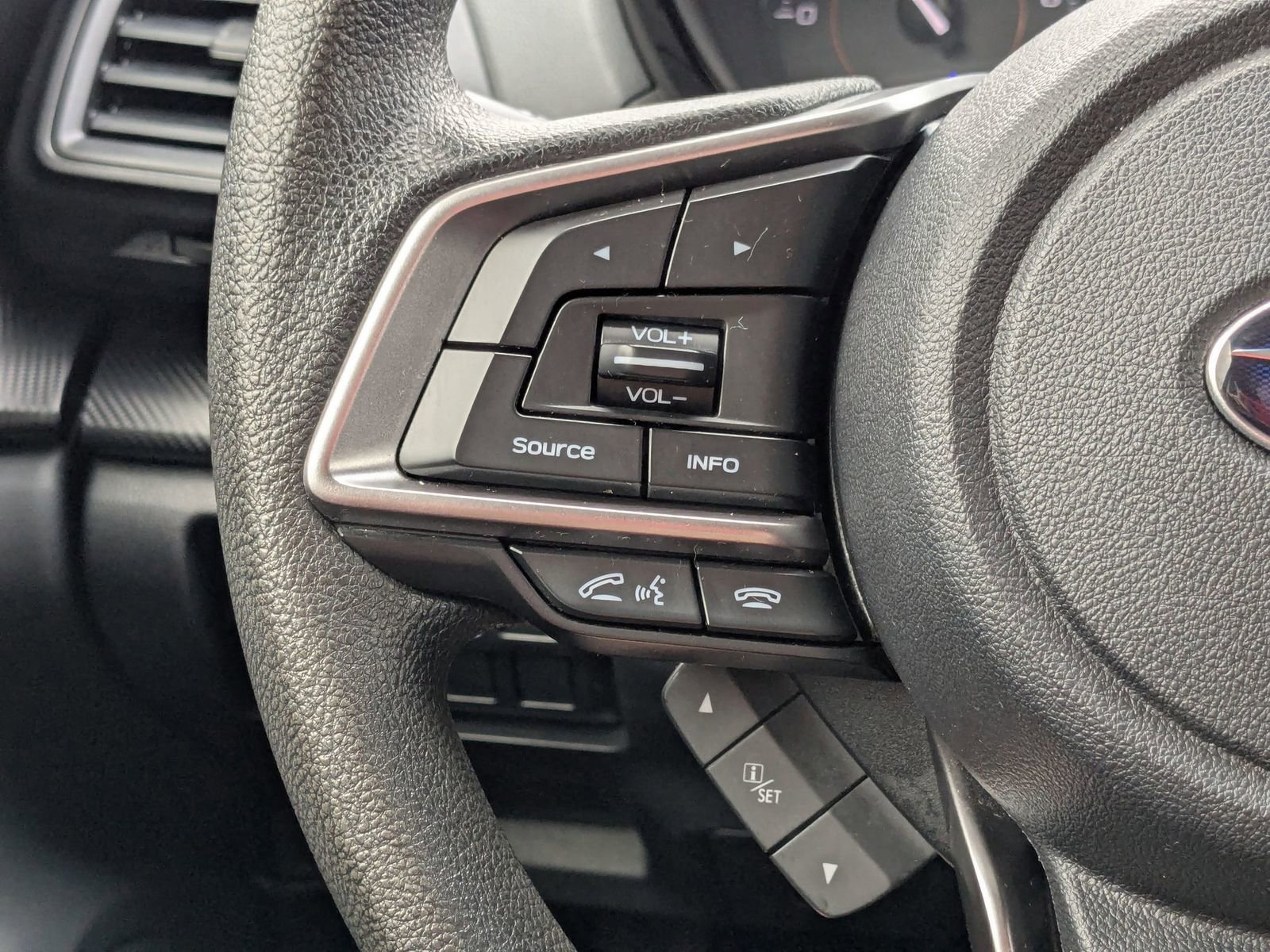 Used 2023 Subaru Crosstrek 2.0i image 17