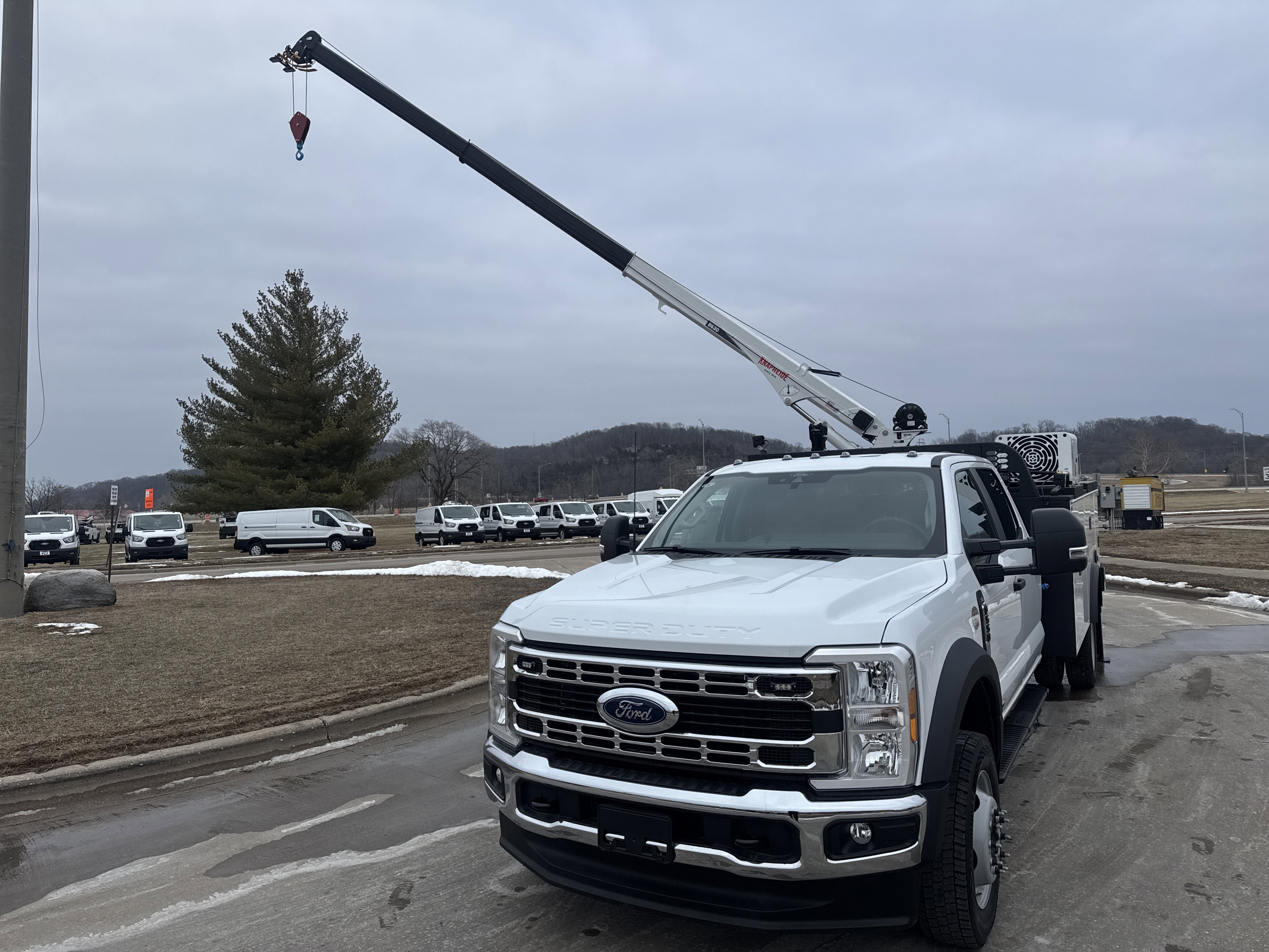 New 2026 Ford F550 4x4 Crew Cab image 19