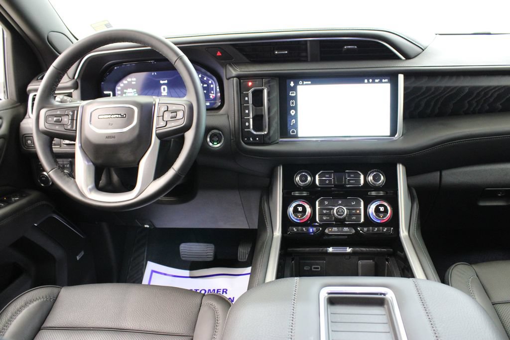 Used 2024 GMC Yukon Denali AWD/4WD image 9