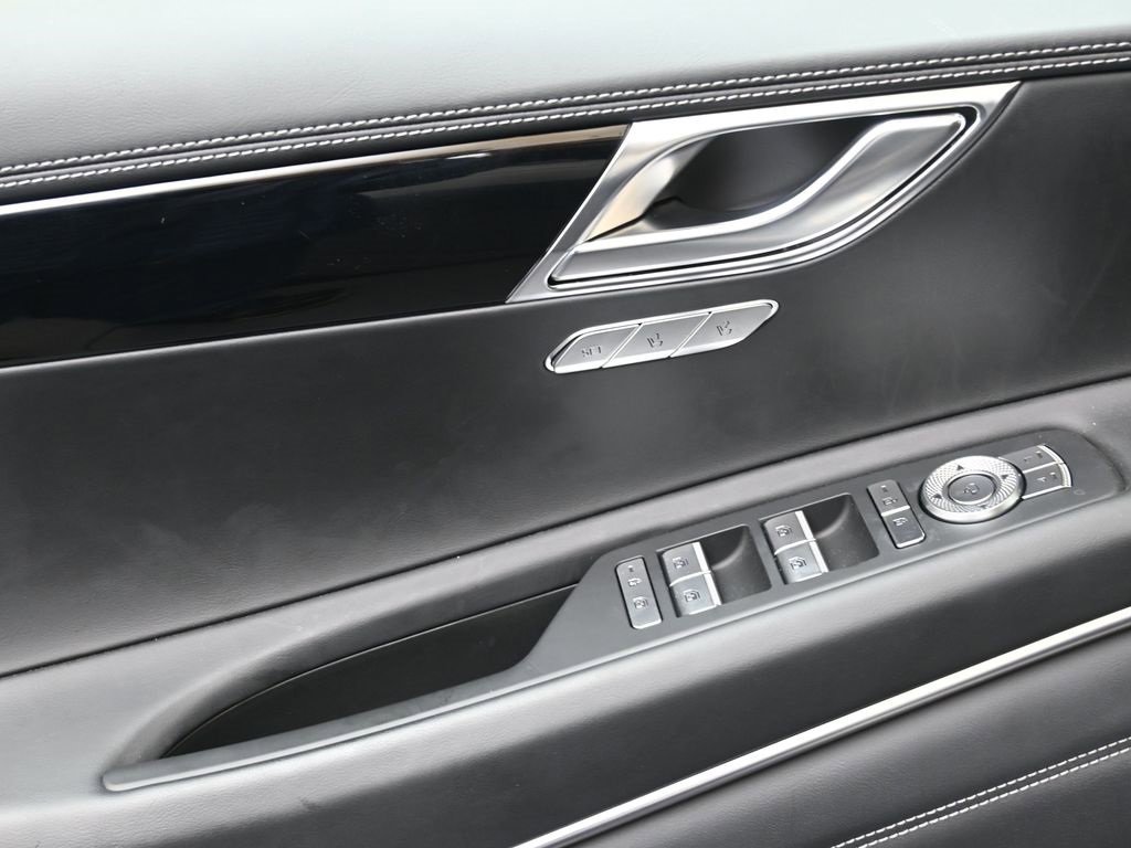 New 2025 Genesis GV80 2.5T image 20