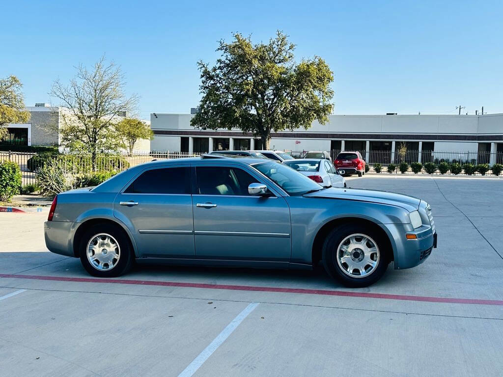 Used 2006 Chrysler 300 Touring image 9