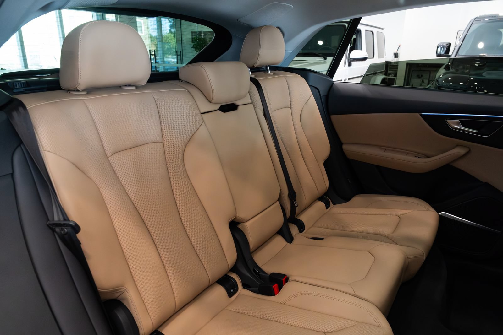 Used 2023 Audi Q8 Premium Plus w/ Premium Plus Package AWD/4WD image 21