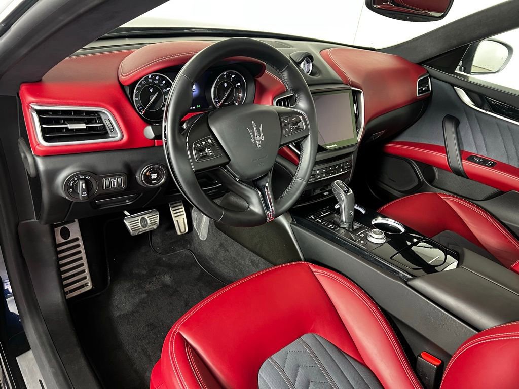Used 2021 Maserati Ghibli S GranLusso image 4