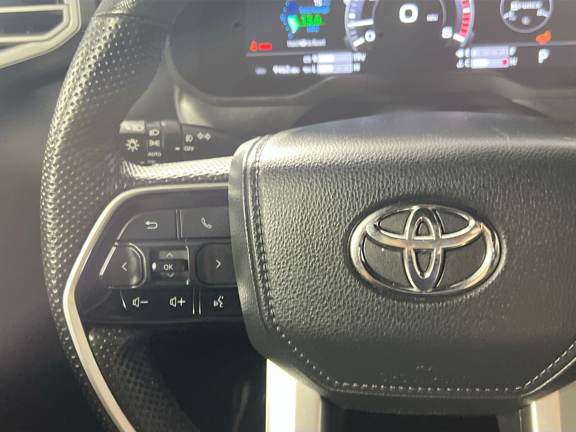 Used 2024 Toyota Tundra Platinum RWD image 19